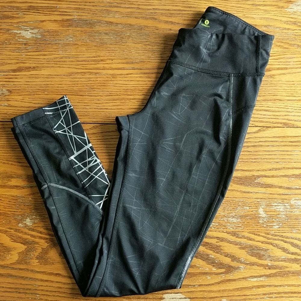 Xersion Fitness Leggings size Small